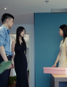 ����Ѫ���������� һ����ת���ġ����Ը��ӵľ���ǹս����